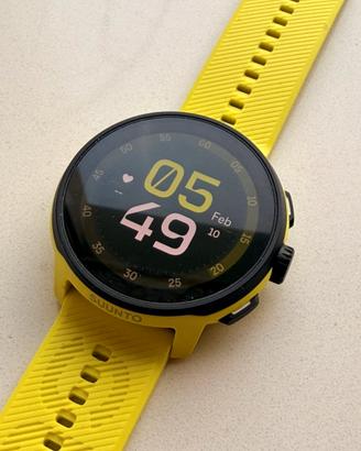 Orologio GPS Suunto Run Lime, pari al nuovo