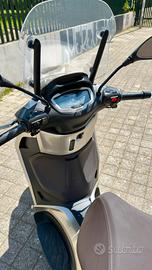 BEVERLY 400 Hpe