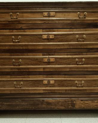 Comò in legno 4 cassetti