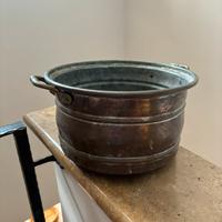 Pentola antica in rame