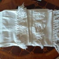 3 asciugamani bianchi con frange – cotone stile tr