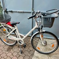 bici elettrica e-bike Italwin Ducati City Queen
