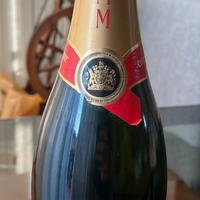 Bottiglia di Champagne G.H. Mumm