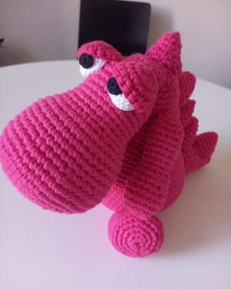 Pupazzo drago amigurumi fatto a mano