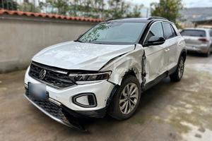 VW T-Roc 2.0 TDI 150CV DSG - 2025 Incidentata