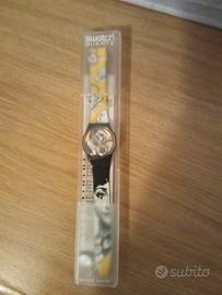 SWATCH QUARTZ NUOVO IN CONFEZIONE ORIGINALE.