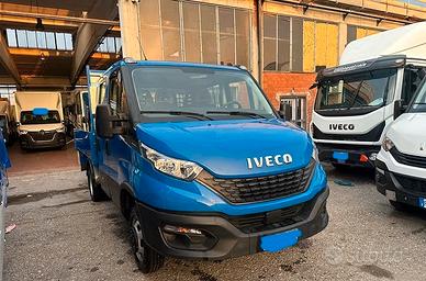 Iveco daily 35-140 ribaltabile 7 posti anno 2021