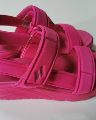 Skechers sandali numero 36