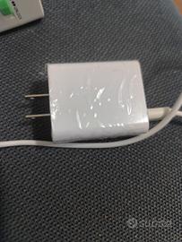 Due adattatori presa americana a europea + caricat