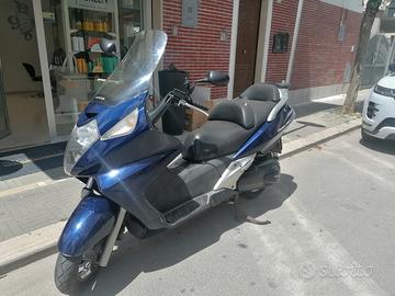 Honda silver wing 600