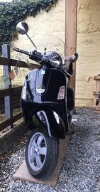 Vespa 250 GTS