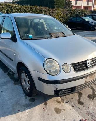 Ricambi usati per Volkswagen Polo 1.2 12V 2002 AZQ