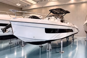 Ranieri International Next 330 Lx (2024)