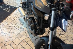 Yamaha mt-125