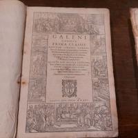 Pergamena. Libro di Claudius Galenus del 1550