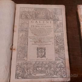 Pergamena. Libro di Claudius Galenus del 1550