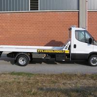 Carro attrezzi DAILY 35C18 pianale full option
