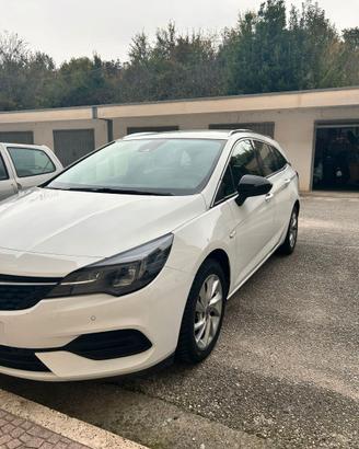 Opel Astra automatica