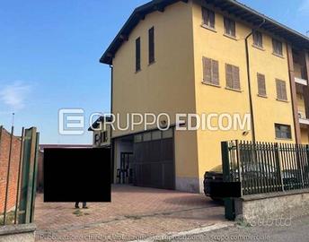 Locale, Cura Carpignano.