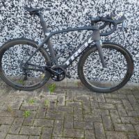 TREK MADONE 9