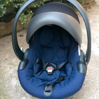 Seggiolino auto Stokke Izi go Be Safe