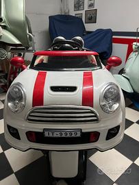 Macchinina elettrica