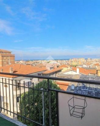 4 LOCALI A SAN BENEDETTO DEL TRONTO