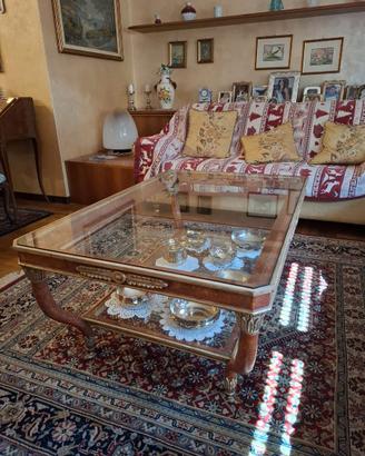 Tavolino decorato legno
