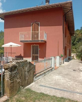 Casa con giardino e terrreno 