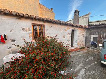 Gesturi - Casa Indipendente