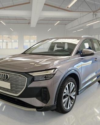 AUDI Q4 E-TRON 50 E-TRON QUATTRO BUSINESS ADVANCED