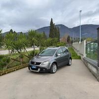 VOLKSWAGEN - Golf Plus