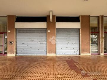 NEGOZIO A BORGARO TORINESE