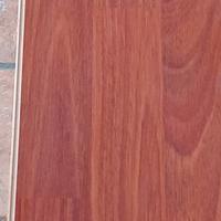 laminato effetto parquet made n svizzera 