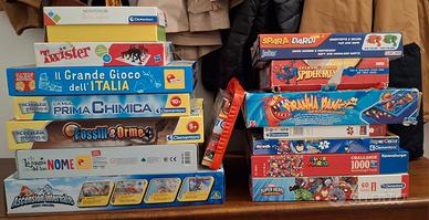 giochi in scatola e puzzle