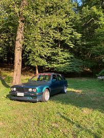 BMW e30 318