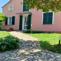 Villetta a due minuti da centro e mare