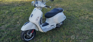 Vespa Gts 300 ie