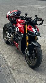 DUCATI STREETFIGHTER V4s