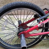 bicicletta bmx