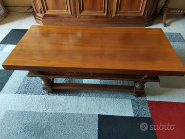 Tavolo rettangolare in legno 