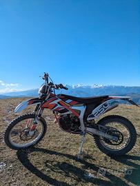 KTM Freeride 250R