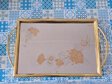 Vassoio laminato in oro
