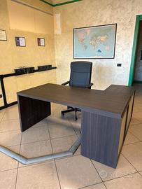 Set Scrivania Ufficio Angolare con mobile e sedia