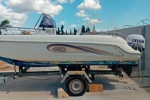 Barca 18 open 560 motore 40/60  Yamaha e carrello