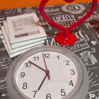 cornici e orologio ikea