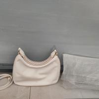 SALDI: Borsa di Carpisa, avorio, tracollo/spalla