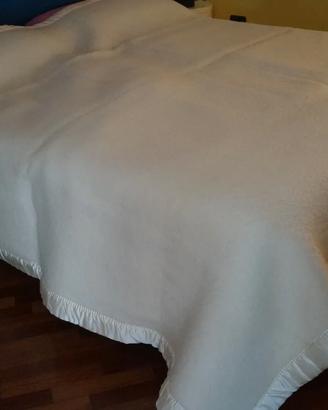 Coperta matrimoniale in lana