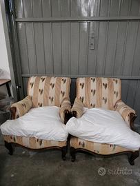 n. 2 poltrone stile classico 