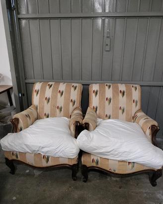 n. 2 poltrone stile classico 